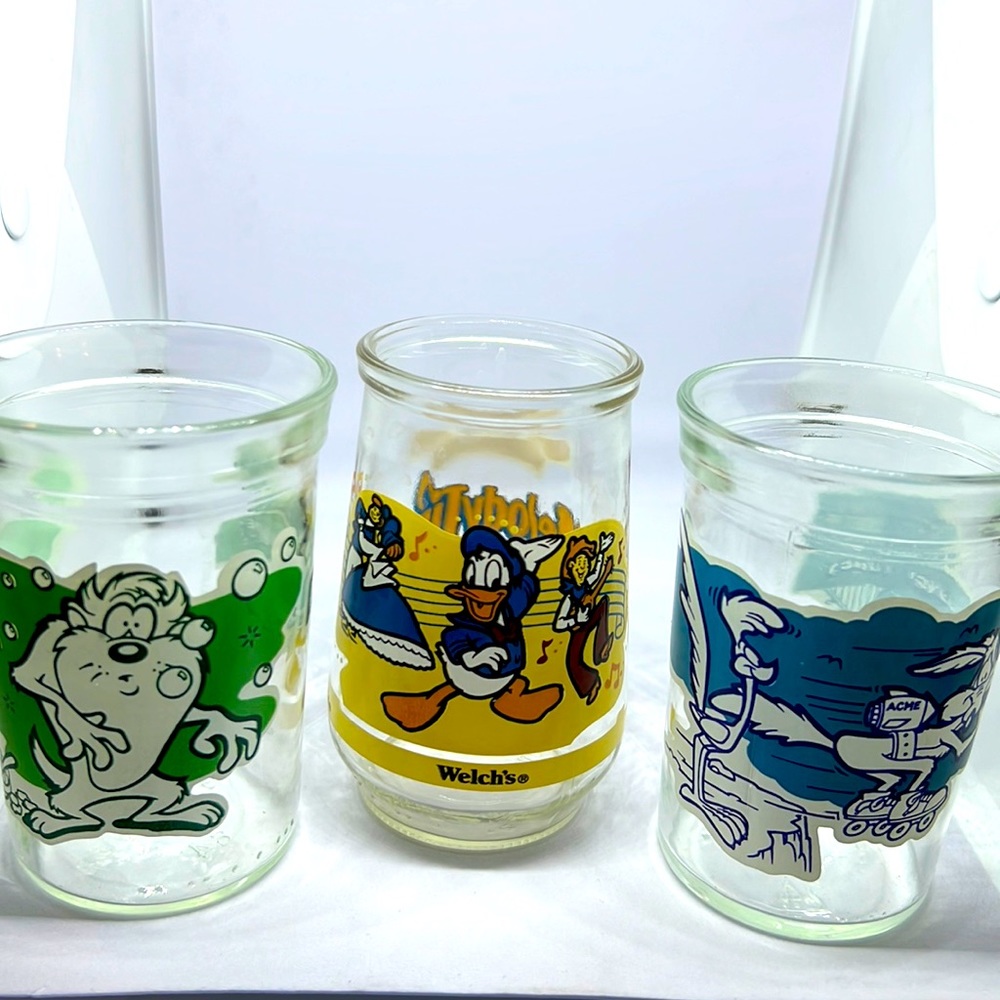 Vintage Welch’s Jelly Jar Lot Disney, Looney tunes